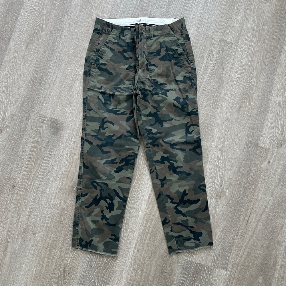 GAP Camouflage Cropped Jeans